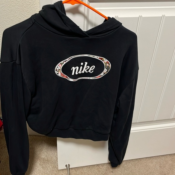 Women's Nike Sportswear Cropped Hoodie EUC Floral design size s - Picture 3 of 4